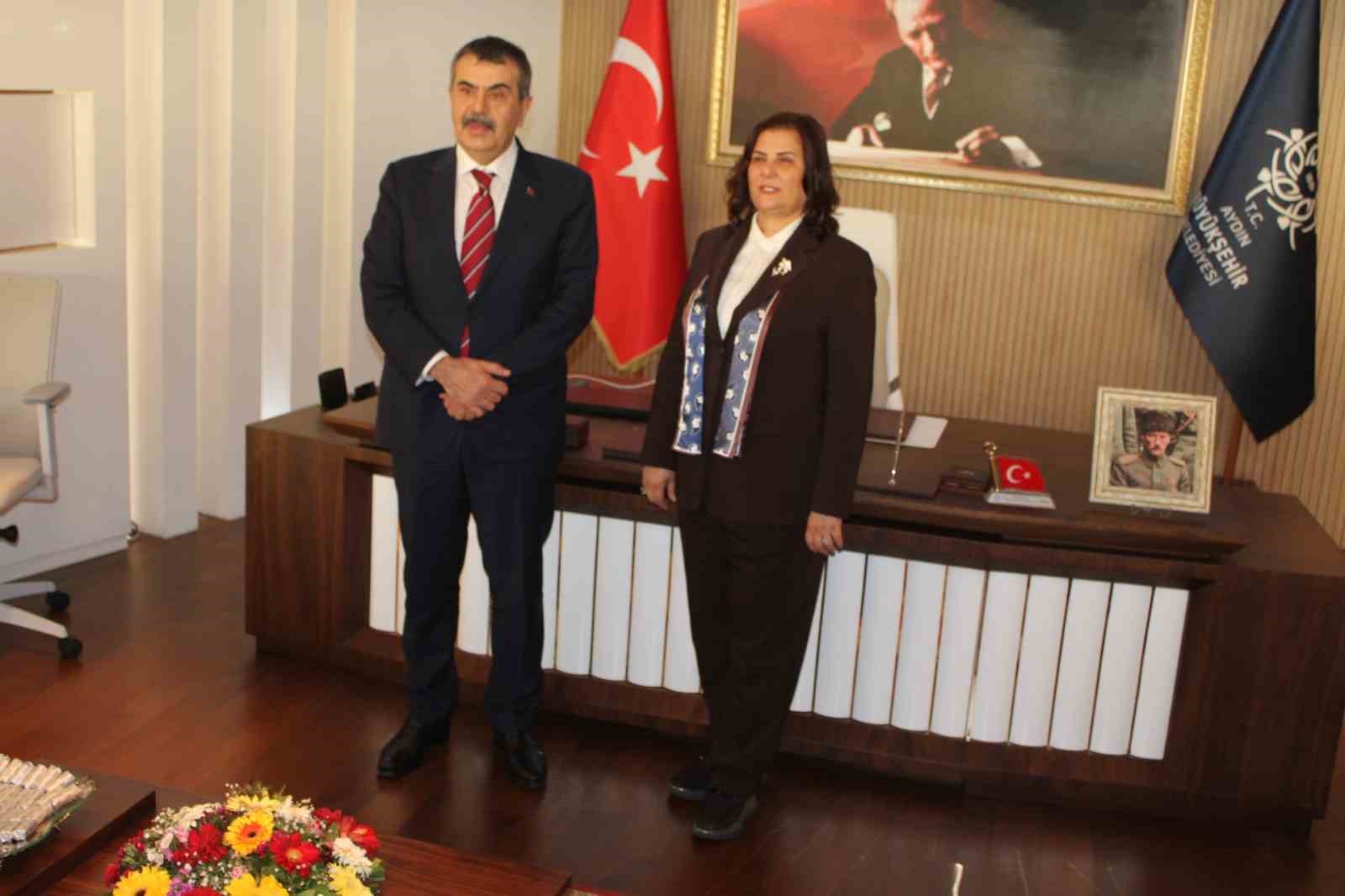 Başkan Çerçioğlu, Bakan Tekin’i ağırladı
