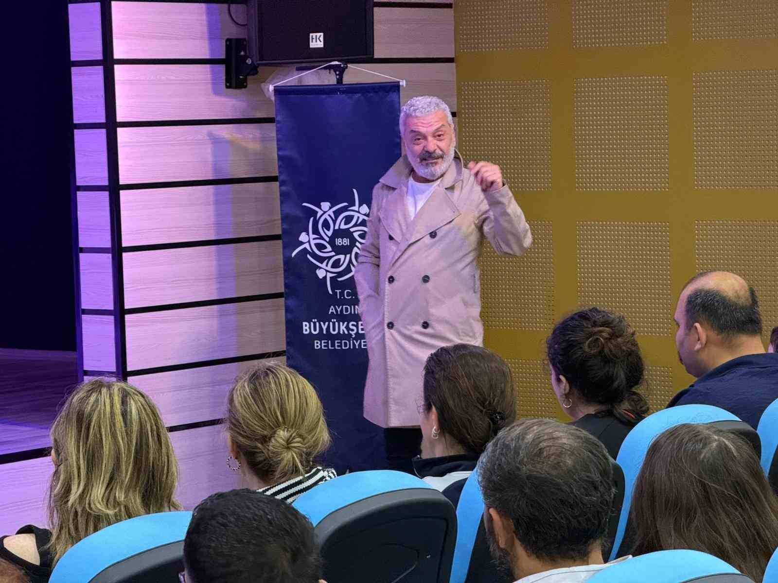 Başkan Çerçioğlu, Didim ve Nazilli’de vatandaşları tiyatro ile buluşturdu
