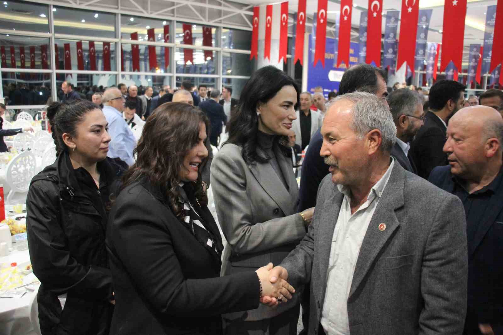 Başkan Çerçioğlu muhtarlara seslendi: "Söz veriyorum daha fazla çalışacağız"
