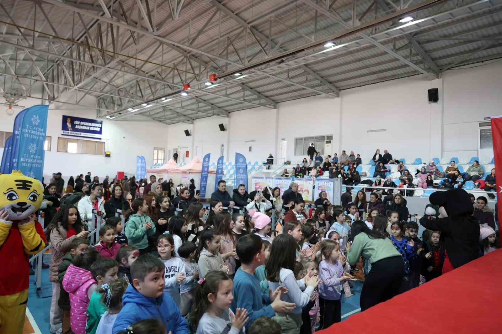 Başkan Çerçioğlu Nazilli’de çocukları Yarıyıl Karne Şenliği ile buluşturdu
