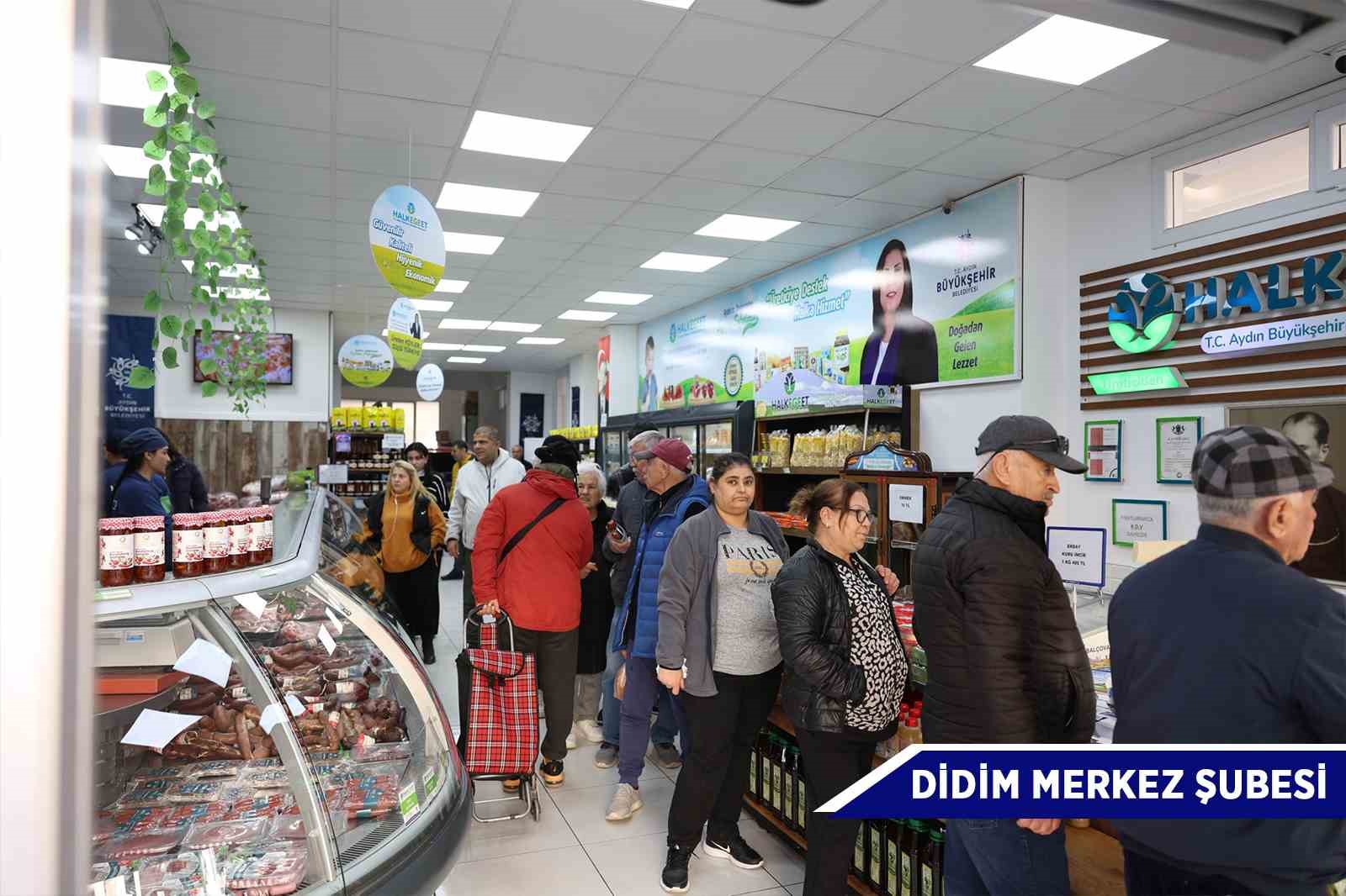 Başkan Çerçioğlu vatandaşların yanında
