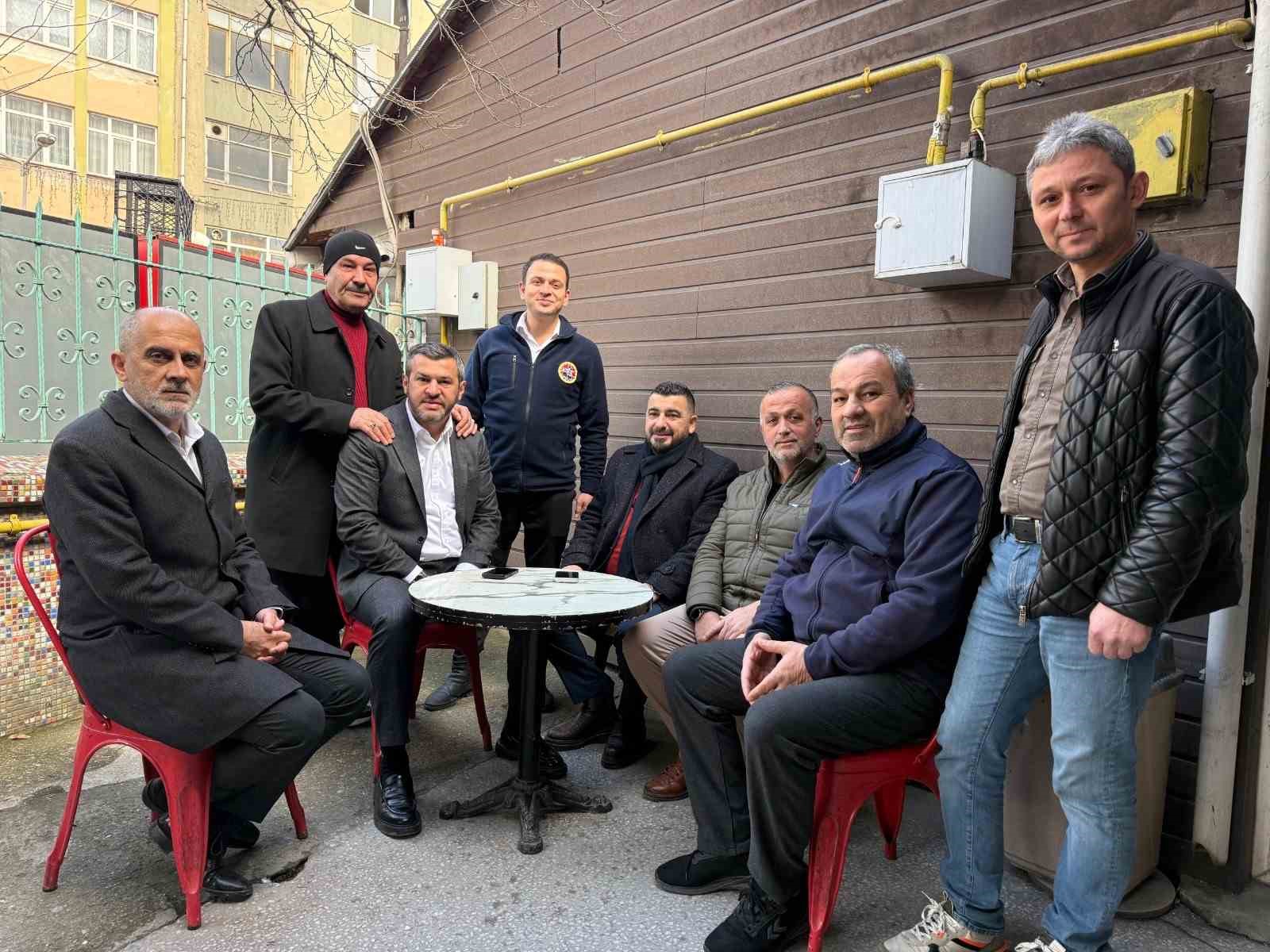 Başkan Çetinkaya Ankara Caddesi’nde esnaf ve vatandaşlarla buluştu
