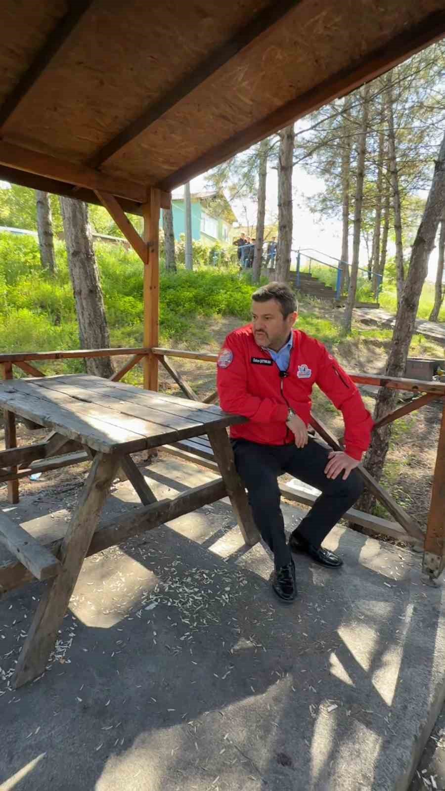 Başkan Çetinkaya’nın park gezisinde gördüğü manzara sonrası ilginç tepkisi
