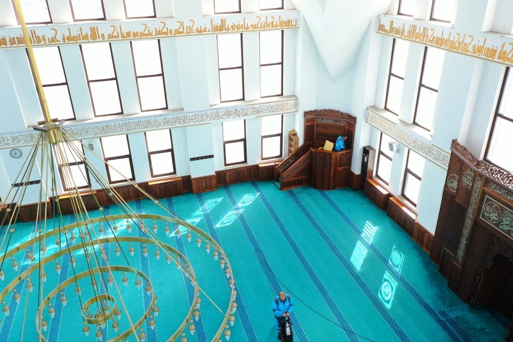 Başkan Çolakbayrakdar: "Hemşehrilerimizin huzuru önceliğimizdir"
