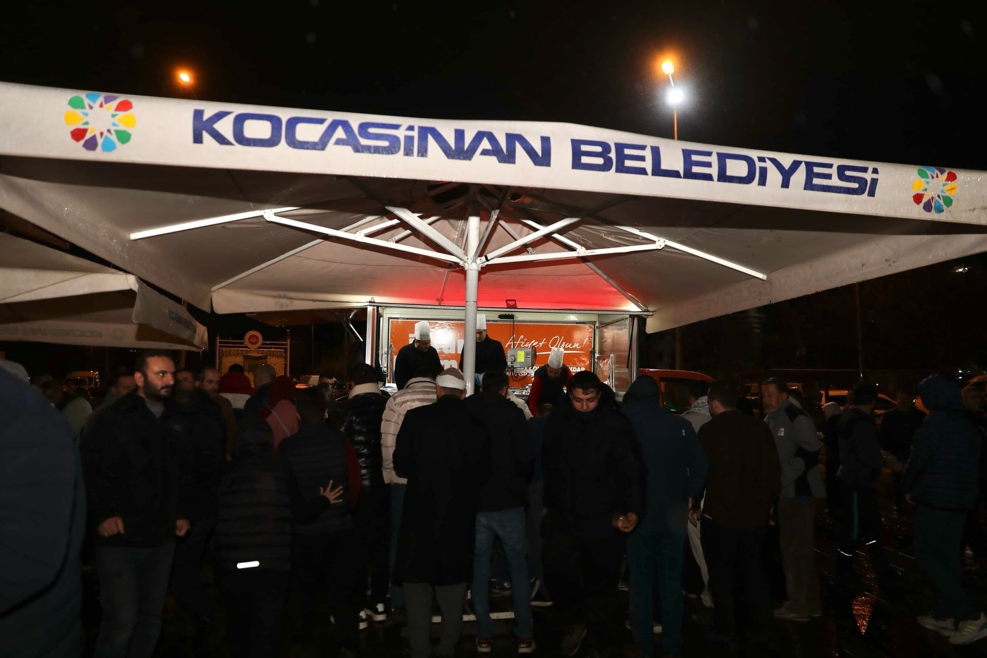 Başkan Çolakbayrakdar: "Hemşehrilerimizle Ramazan’ın güzelliklerini paylaşıyoruz"
