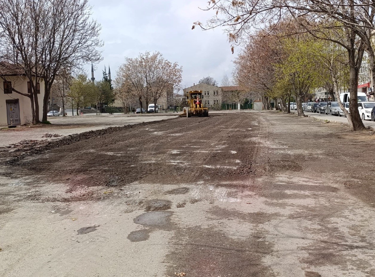 Başkan Çolakbayrakdar: "Her sokağa konfor, her mahalleye değişim getiriyoruz"
Başkan Çolakbayrakdar: "Her sokağa konfor, her mahalleye değişim getiriyoruz"