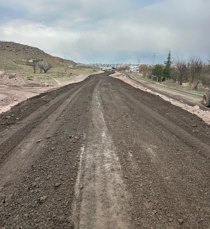 Başkan Çolakbayrakdar: "Her sokağa konfor, her mahalleye değişim getiriyoruz"
Başkan Çolakbayrakdar: "Her sokağa konfor, her mahalleye değişim getiriyoruz"