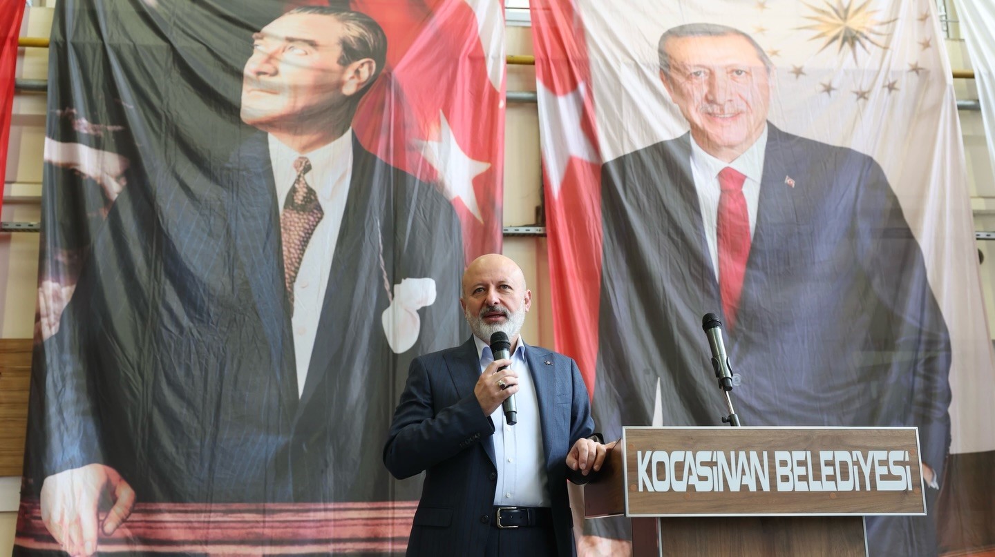 Başkan Çolakbayrakdar: "Huzur iklimi en büyük nimetimiz"
Başkan Çolakbayrakdar: "Huzur iklimi en büyük nimetimiz"