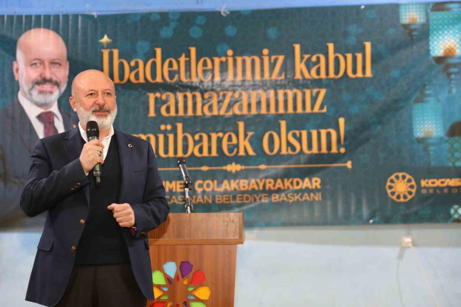 Başkan Çolakbayrakdar: "Huzurlu bir ramazan için tüm ekiplerimizle sahadayız"
