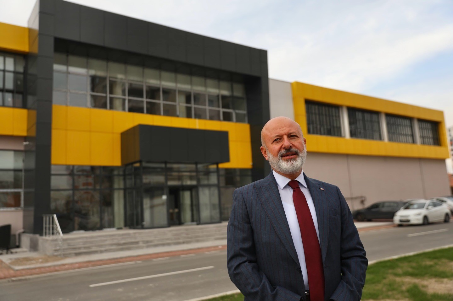 Başkan Çolakbayrakdar: "Kayseri’ye değer katan modern bir sosyal tesisi daha kazandırdık"
Başkan Çolakbayrakdar: "Kayseri’ye değer katan modern bir sosyal tesisi daha kazandırdık"