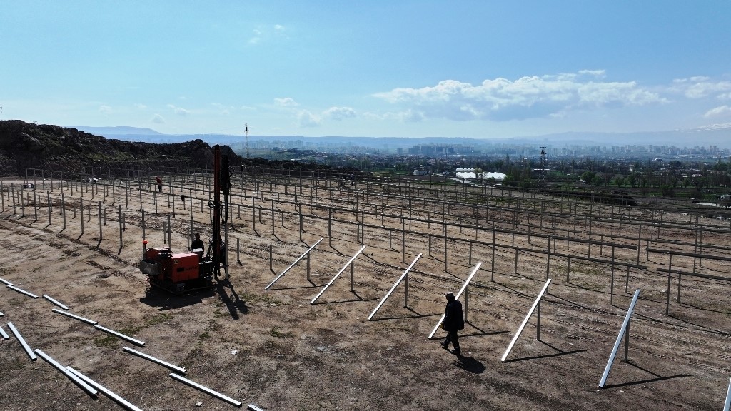 Başkan Çolakbayrakdar: "Kendi enerjisini üreten örnek ve sayılı belediyelerden biri olacağız"
