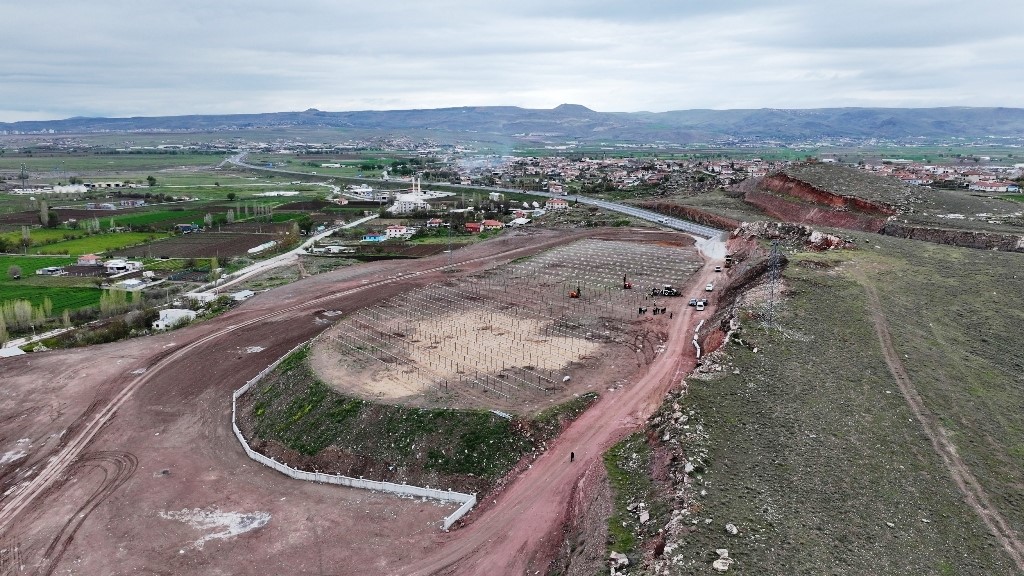 Başkan Çolakbayrakdar: "Kendi enerjisini üreten örnek ve sayılı belediyelerden biri olacağız"
