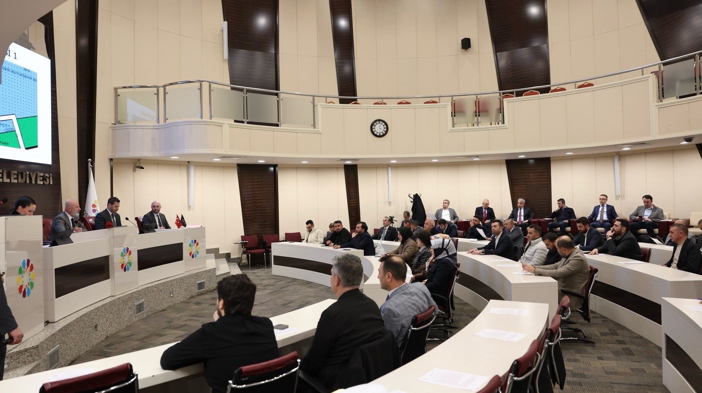 Başkan Çolakbayrakdar: "Sosyal belediyecilikte örnek modeliz, en iyisini yapıyoruz"
