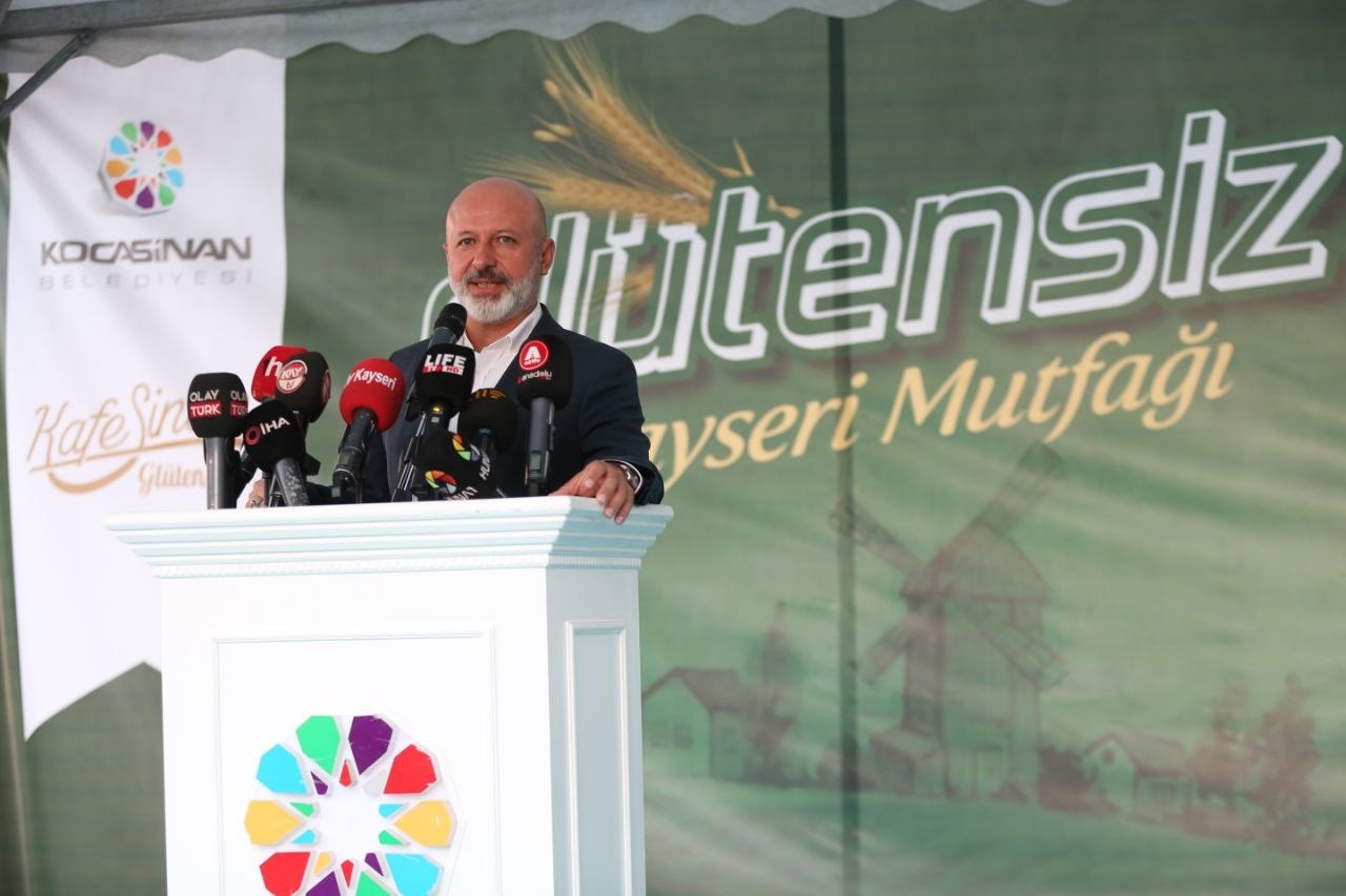 Başkan Çolakbayrakdar: Türkiye’de ilklere imza atan çalışmalarla model oluyoruz"
Başkan Çolakbayrakdar: Türkiye’de ilklere imza atan çalışmalarla model oluyoruz"