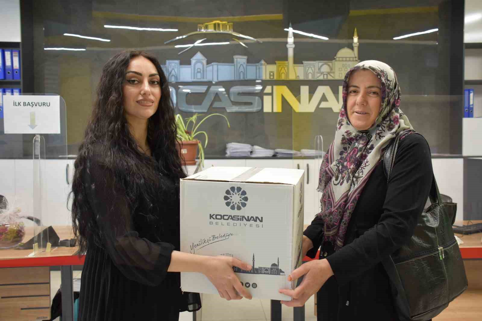 Başkan Çolakbayrakdar: Türkiye’de ilklere imza atan çalışmalarla model oluyoruz"
Başkan Çolakbayrakdar: Türkiye’de ilklere imza atan çalışmalarla model oluyoruz"