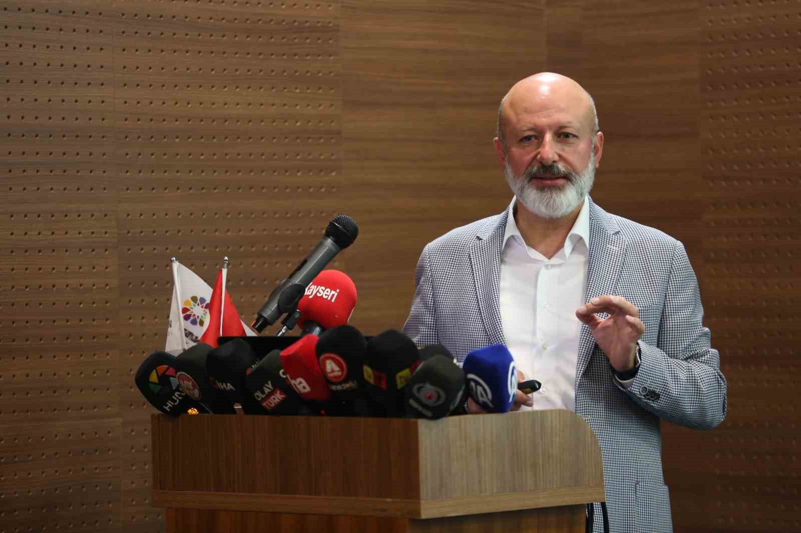 Başkan Çolakbayrakdar: "Yapay zekâ ve 3. nesil yazılım ile hızlı çözüm üretiyoruz"
Başkan Çolakbayrakdar: "Yapay zekâ ve 3. nesil yazılım ile hızlı çözüm üretiyoruz"