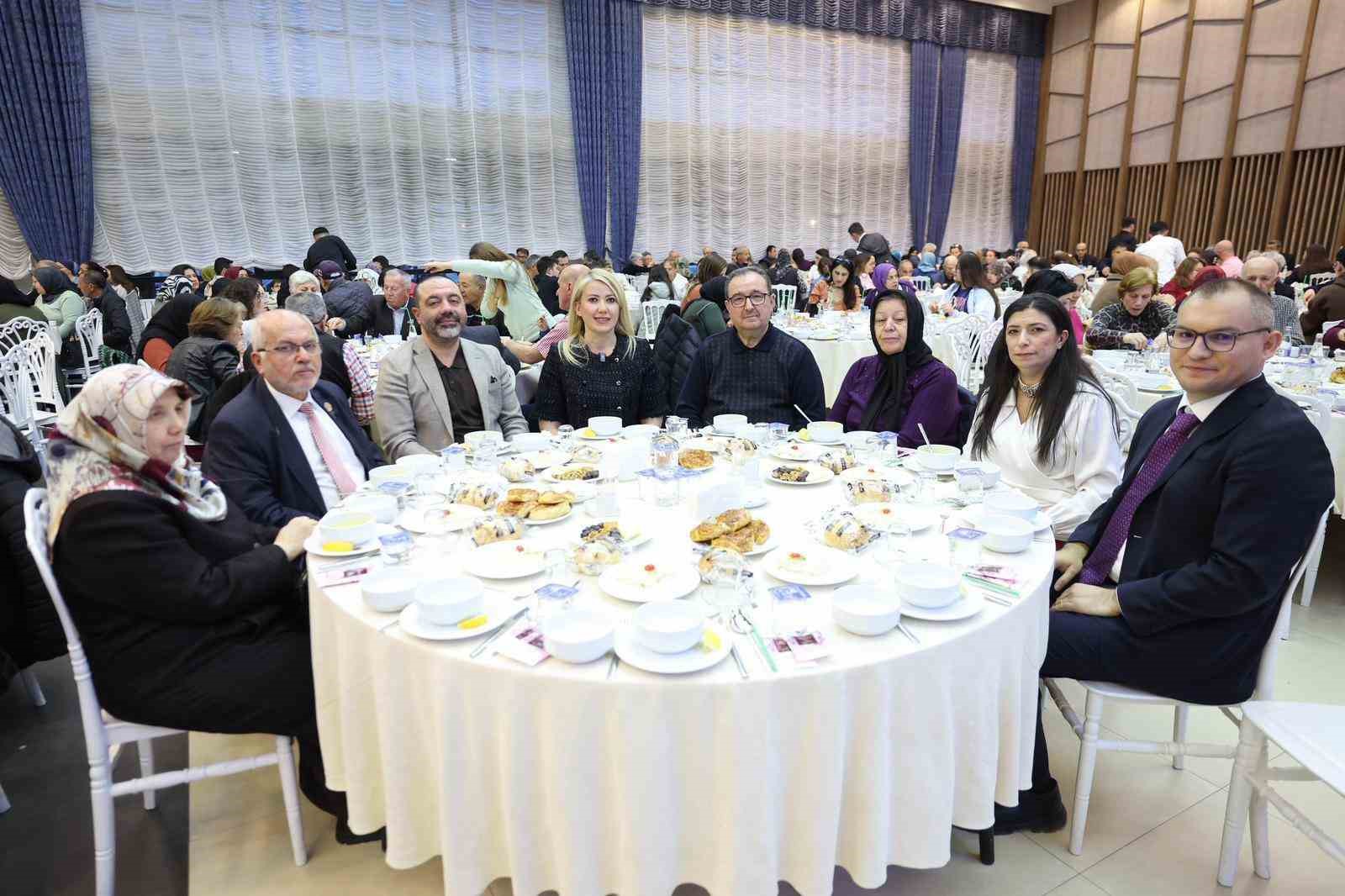 Başkan Doğan gazi ve şehit yakınları ile iftarda bir araya geldi
