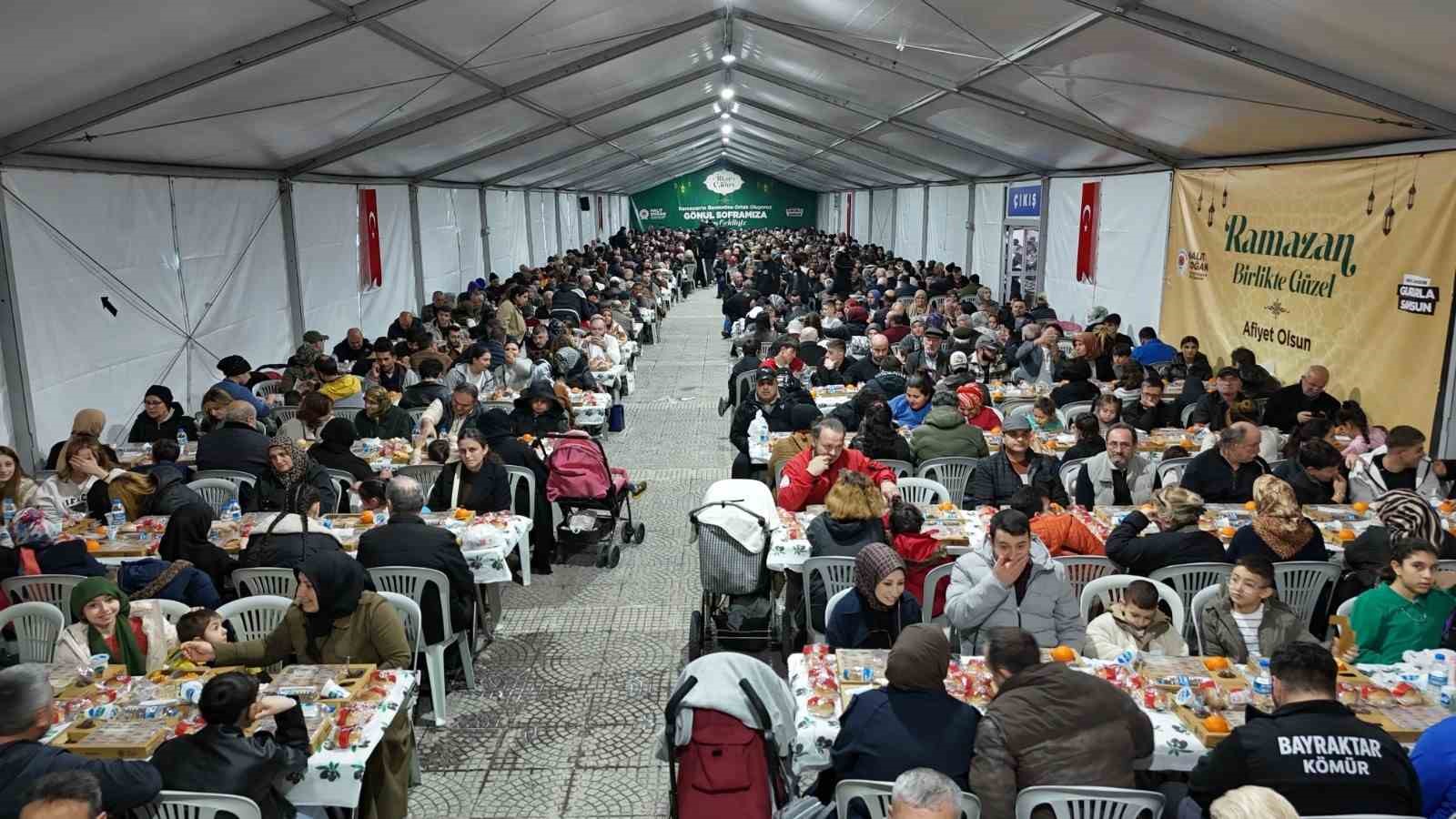 Başkan Doğan: "Ramazan’ı birlikte yaşadık, bayramı da birlikte kutlayacağız"
