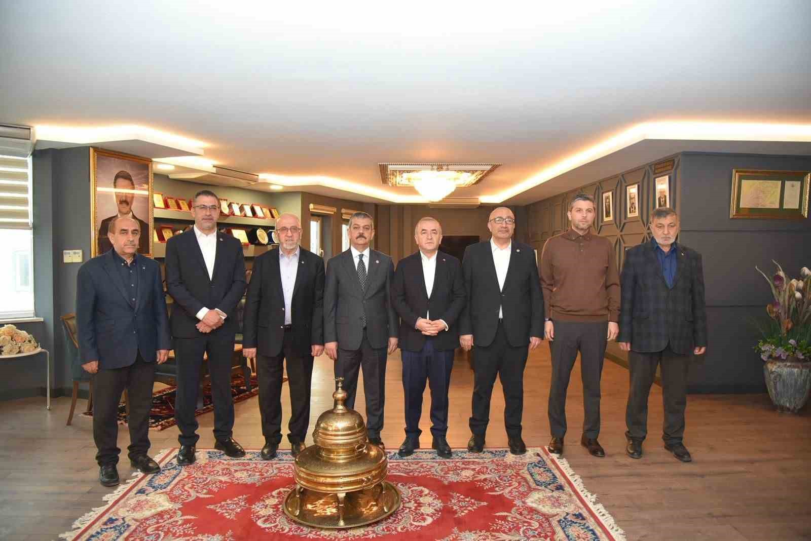 Başkan Dumandağ, "Elazığ’ı daha ileriye taşınması için çalışmalarımızı kararlılıkla sürdüreceğiz"
