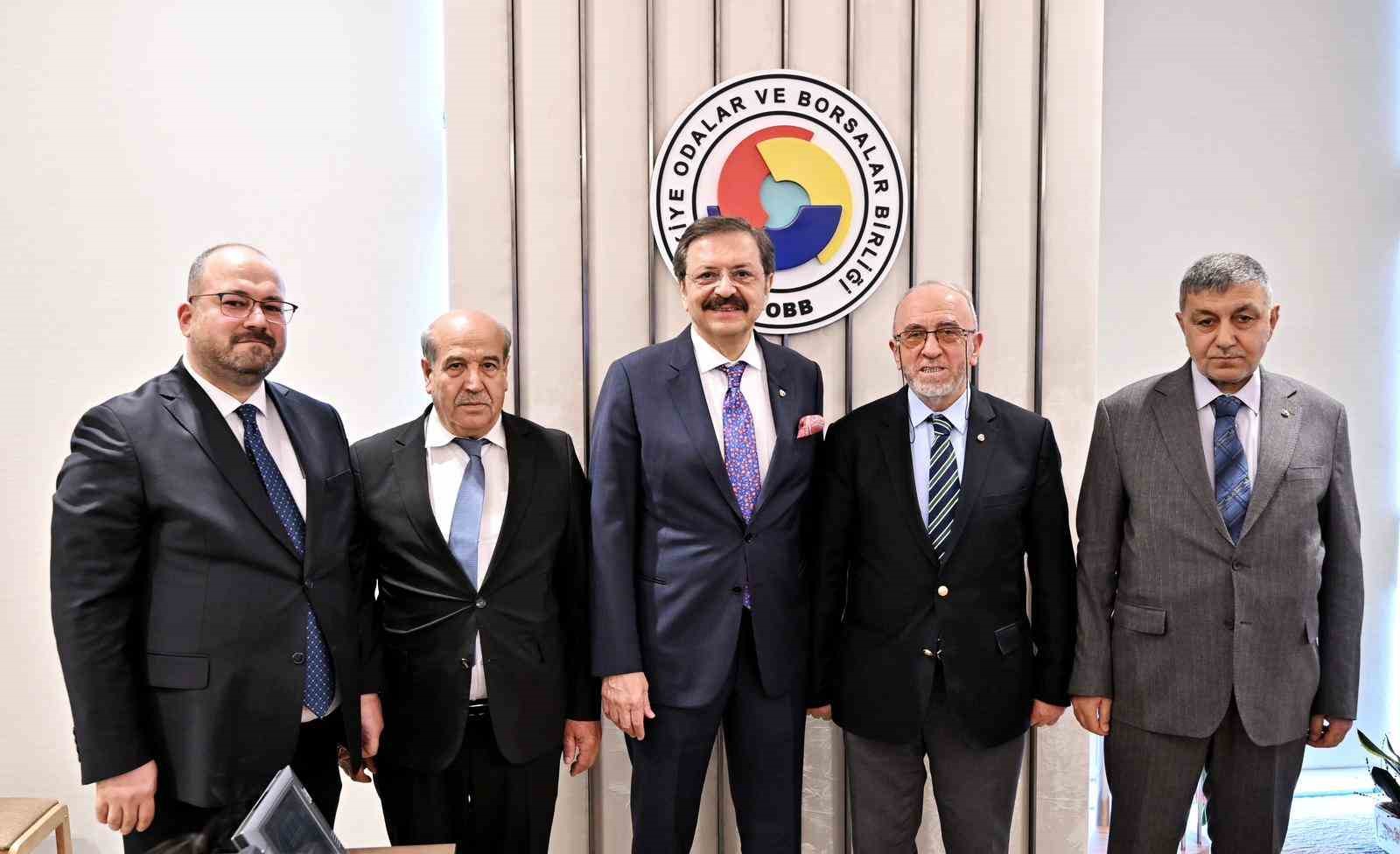 Başkan Dumandağ, TOBB Başkanı Hisarcıklıoğlu ile bir araya geldi
