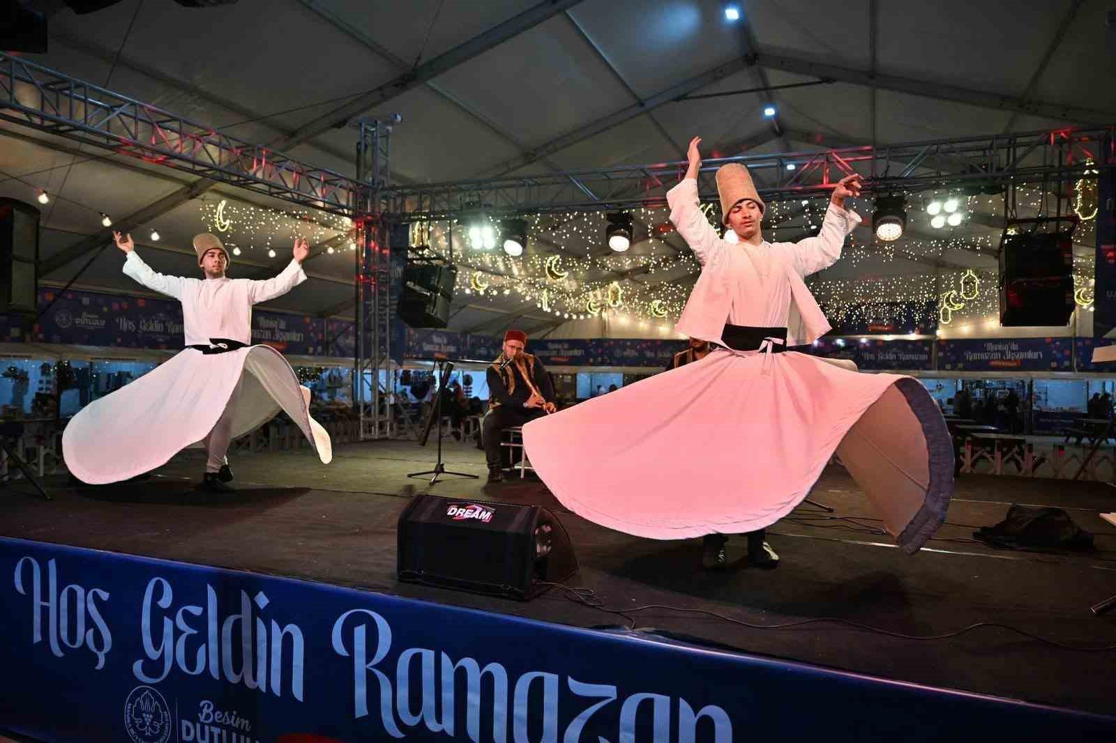 Başkan Dutlulu binlerce Manisalıyla iftar sofrasında buluştu
Başkan Dutlulu binlerce Manisalıyla iftar sofrasında buluştu