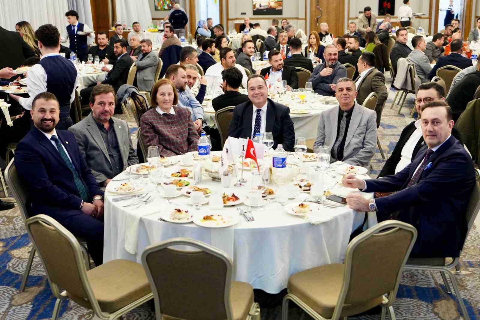 Başkan Dutlulu: "Manisa’nın çıkarı için ortak hareket etmemiz lazım"
