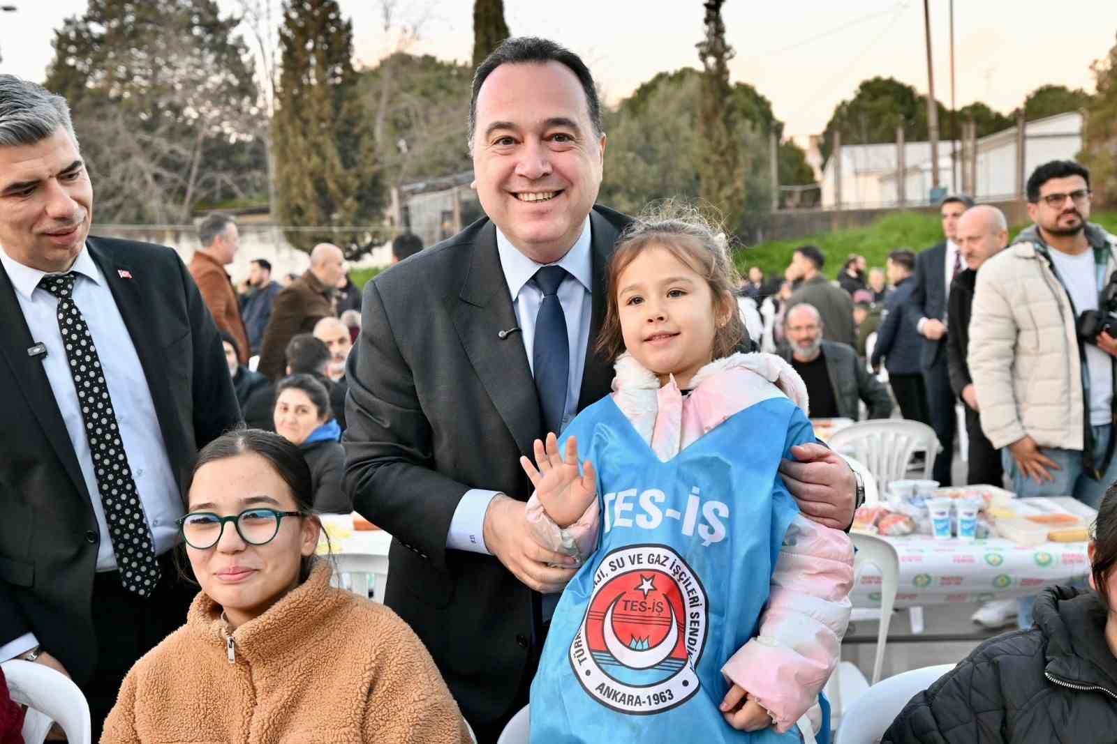 Başkan Dutlulu, Soma Termik Santrali işçilerini iftarda ağırladı
