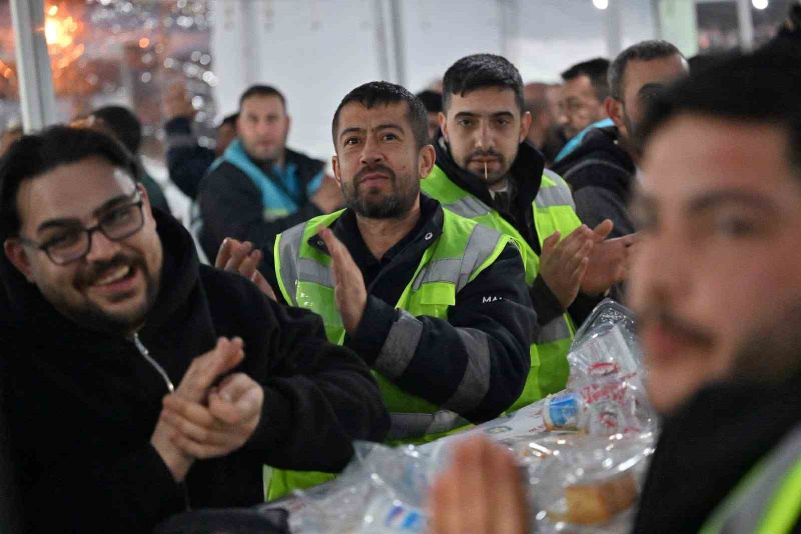 Başkan Dutlulu’dan saha personeline iftar sofrasında müjde
