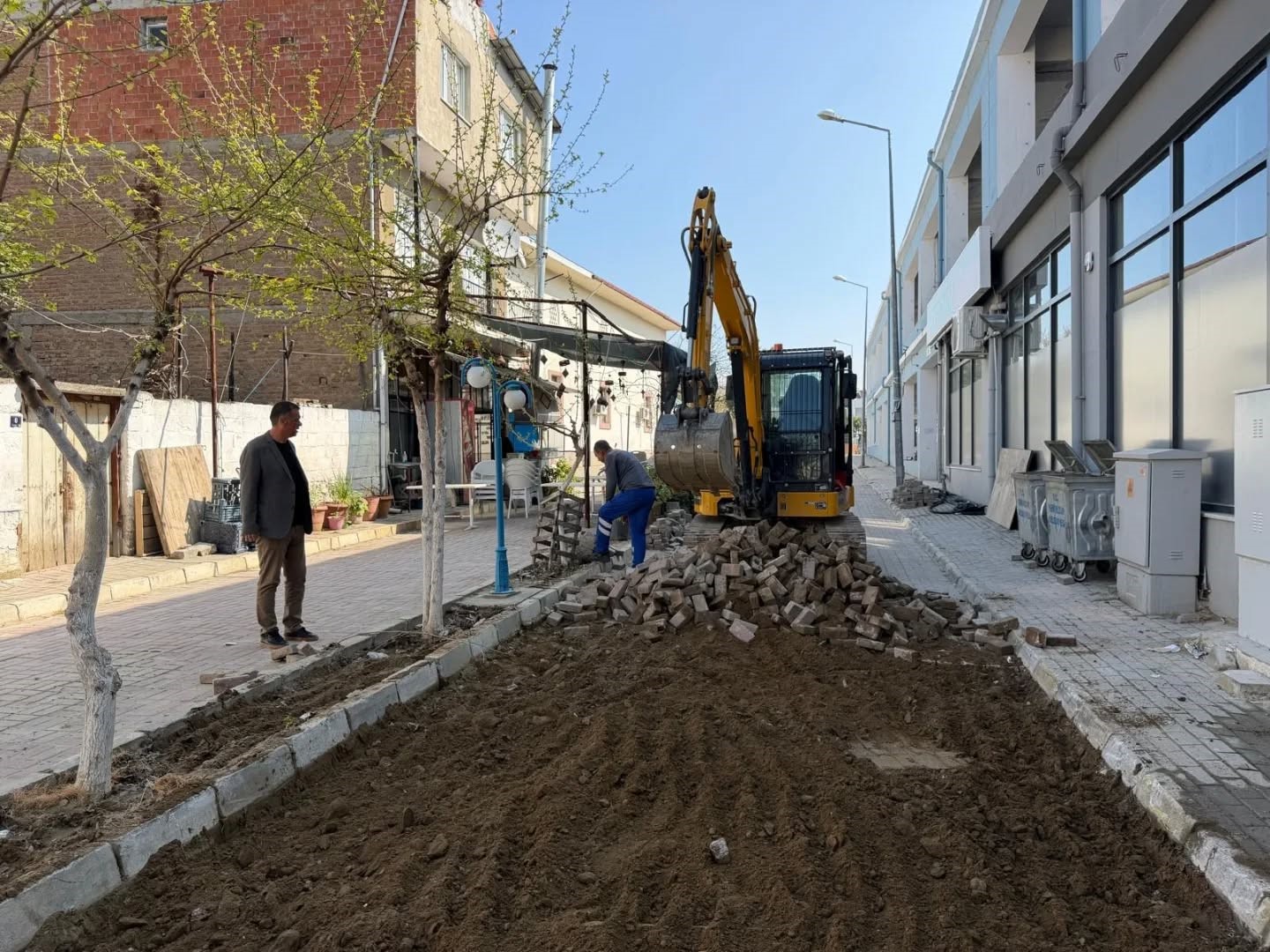 Başkan Ercan: "Yenipazar için çalışmalara hız kesmeden devam ediyoruz"
