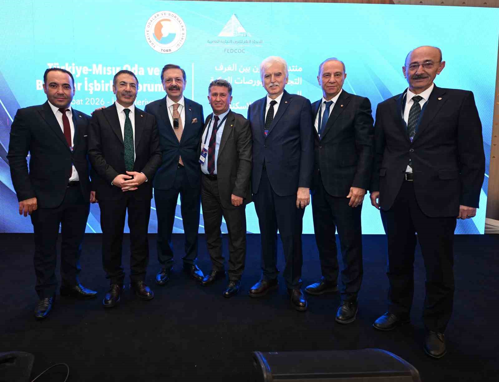 Başkan Erdoğan, Türkiye-Mısır Oda ve Borsalar İş Birliği Forumuna katıldı
Başkan Erdoğan, Türkiye-Mısır Oda ve Borsalar İş Birliği Forumuna katıldı