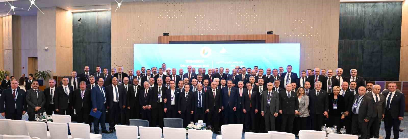 Başkan Erdoğan, Türkiye-Mısır Oda ve Borsalar İş Birliği Forumuna katıldı
Başkan Erdoğan, Türkiye-Mısır Oda ve Borsalar İş Birliği Forumuna katıldı