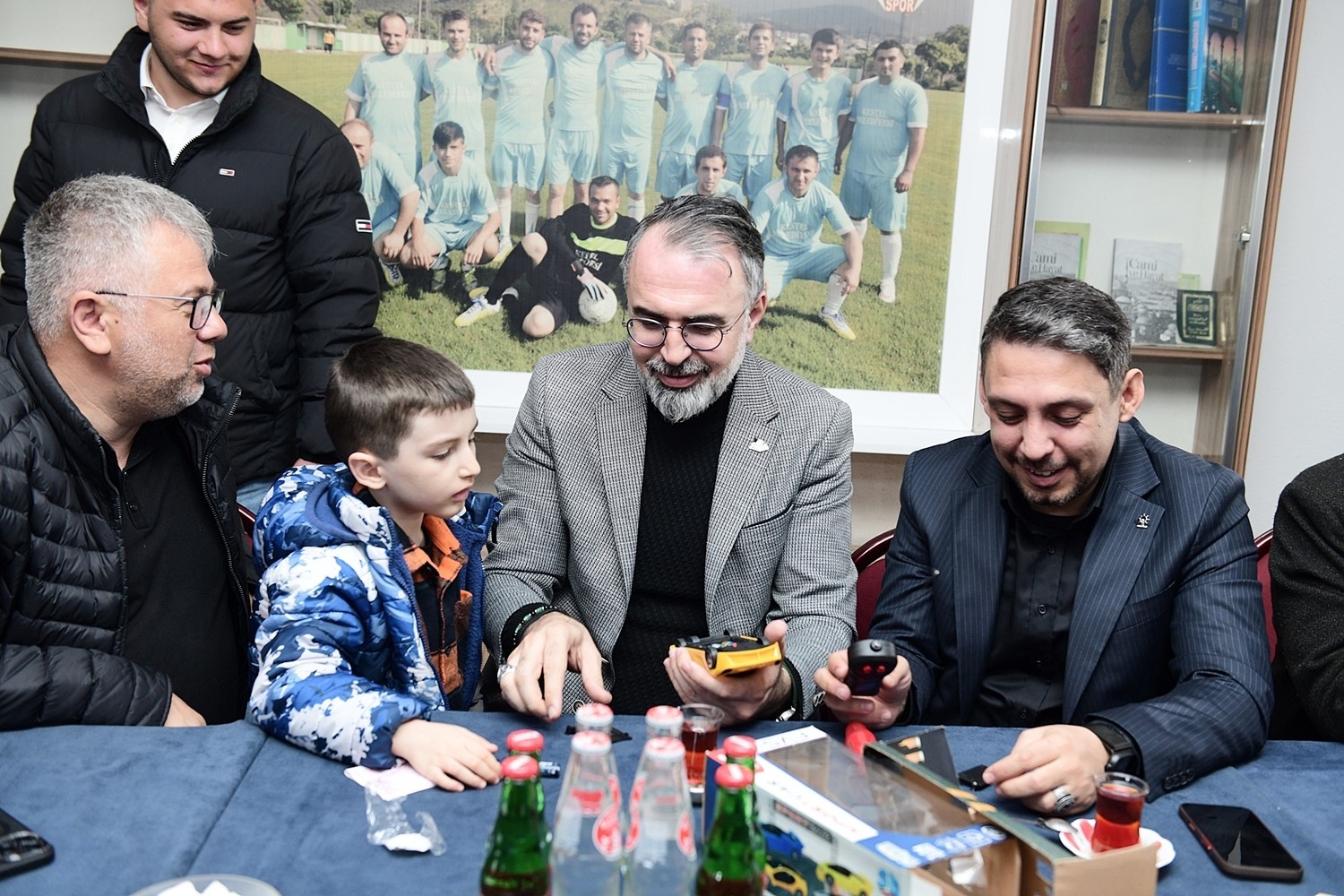 Başkan Erol bayramda her kapıda, her gönülde
Başkan Erol bayramda her kapıda, her gönülde