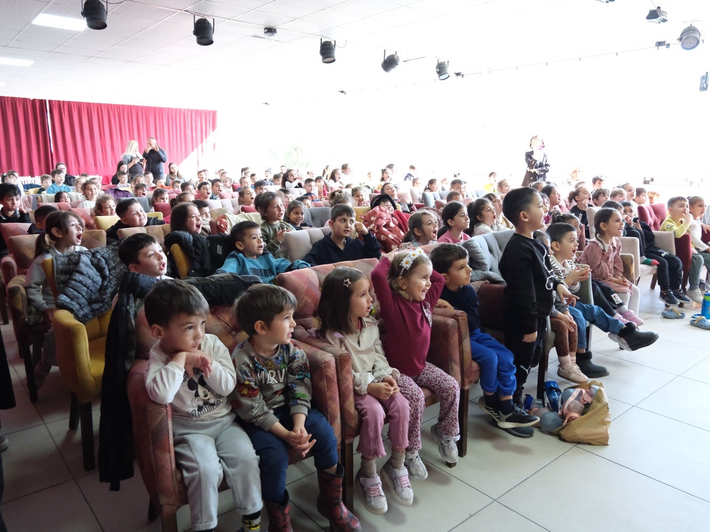 Başkan Erol: "Çocuklarımızın yüzündeki tebessüm her şeye değer"
