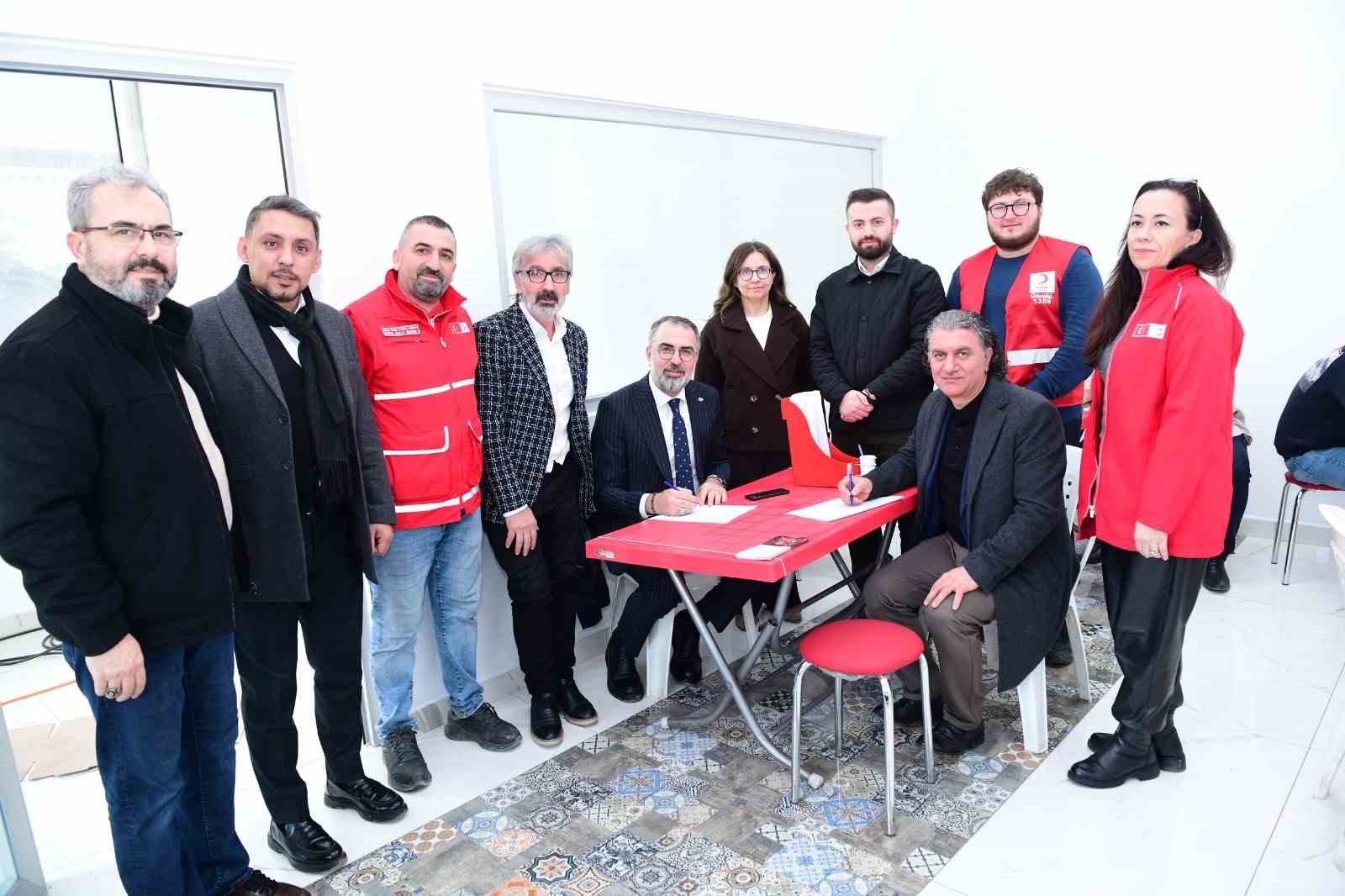 Başkan Erol’dan anlamlı hareket : "Bir Ünite Kan, Bir Hayat"
