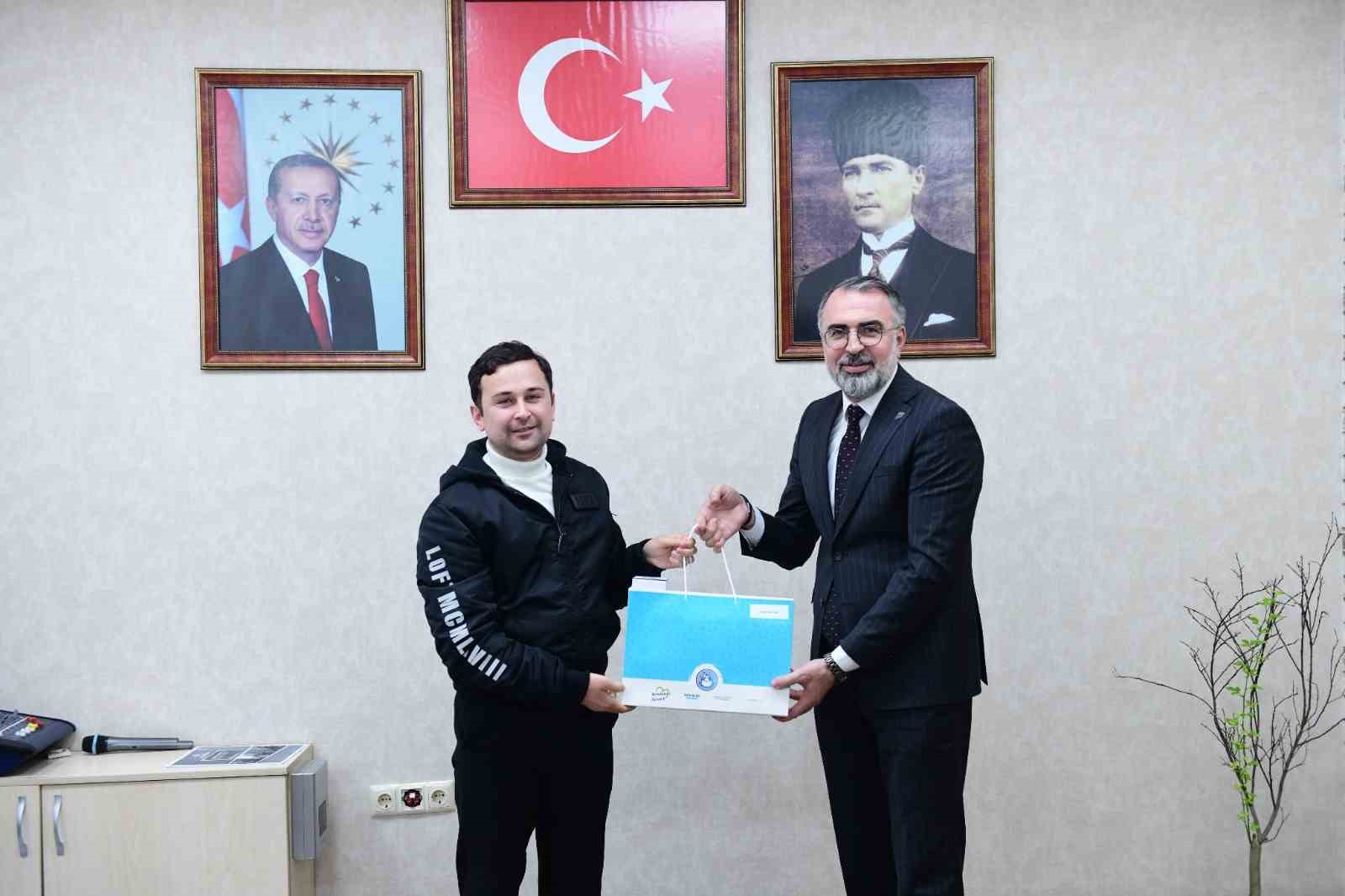 Başkan Erol’dan KPSS Adaylarına Net Mesaj: "Yanınızdayız"
