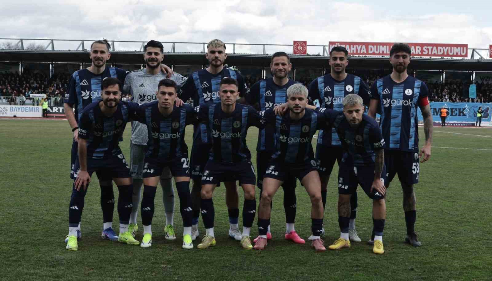 Başkan Eyüp Kahveci ve Vali Musa Işın’dan Kütahyaspor’a tebrik
Başkan Eyüp Kahveci ve Vali Musa Işın’dan Kütahyaspor’a tebrik