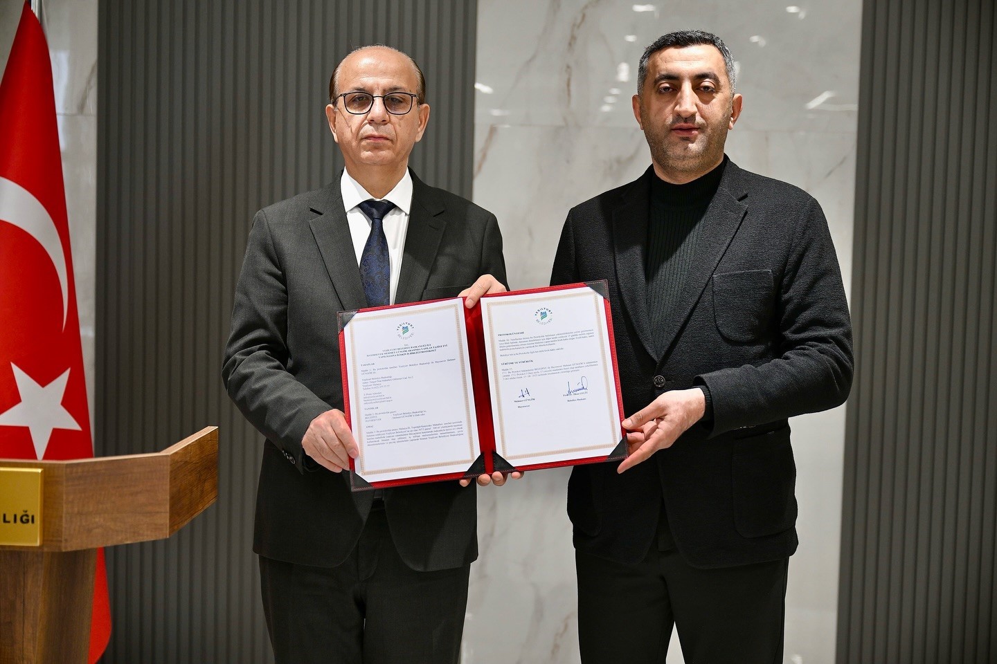 Başkan Geçit, "6’ncı taziye evimizi Topsöğüt’te hizmete sunacağız"
Başkan Geçit, "6’ncı taziye evimizi Topsöğüt’te hizmete sunacağız"