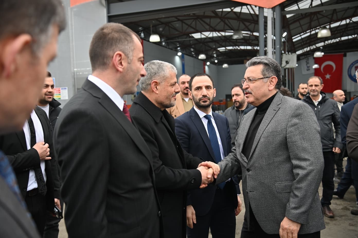 Başkan Genç TULAŞ personeli ile bayramlaştı
