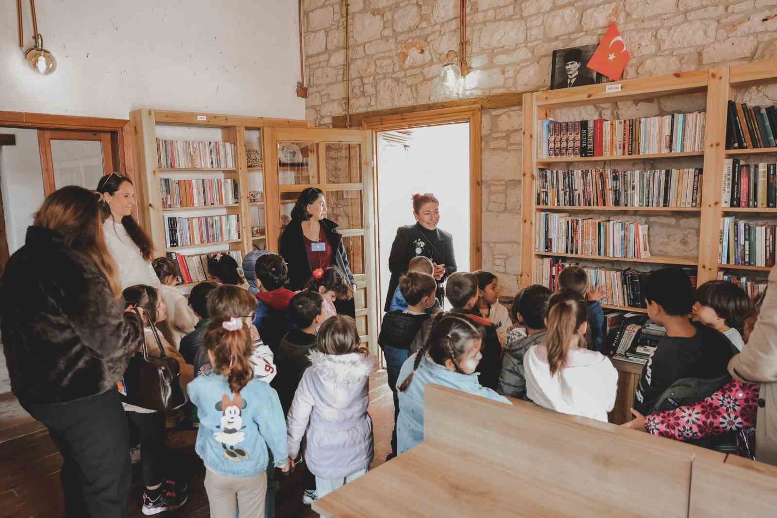 Başkan Gençay: "Bilgiyle büyüyen nesiller, yarınlarımızın yıldızlarıdır"
