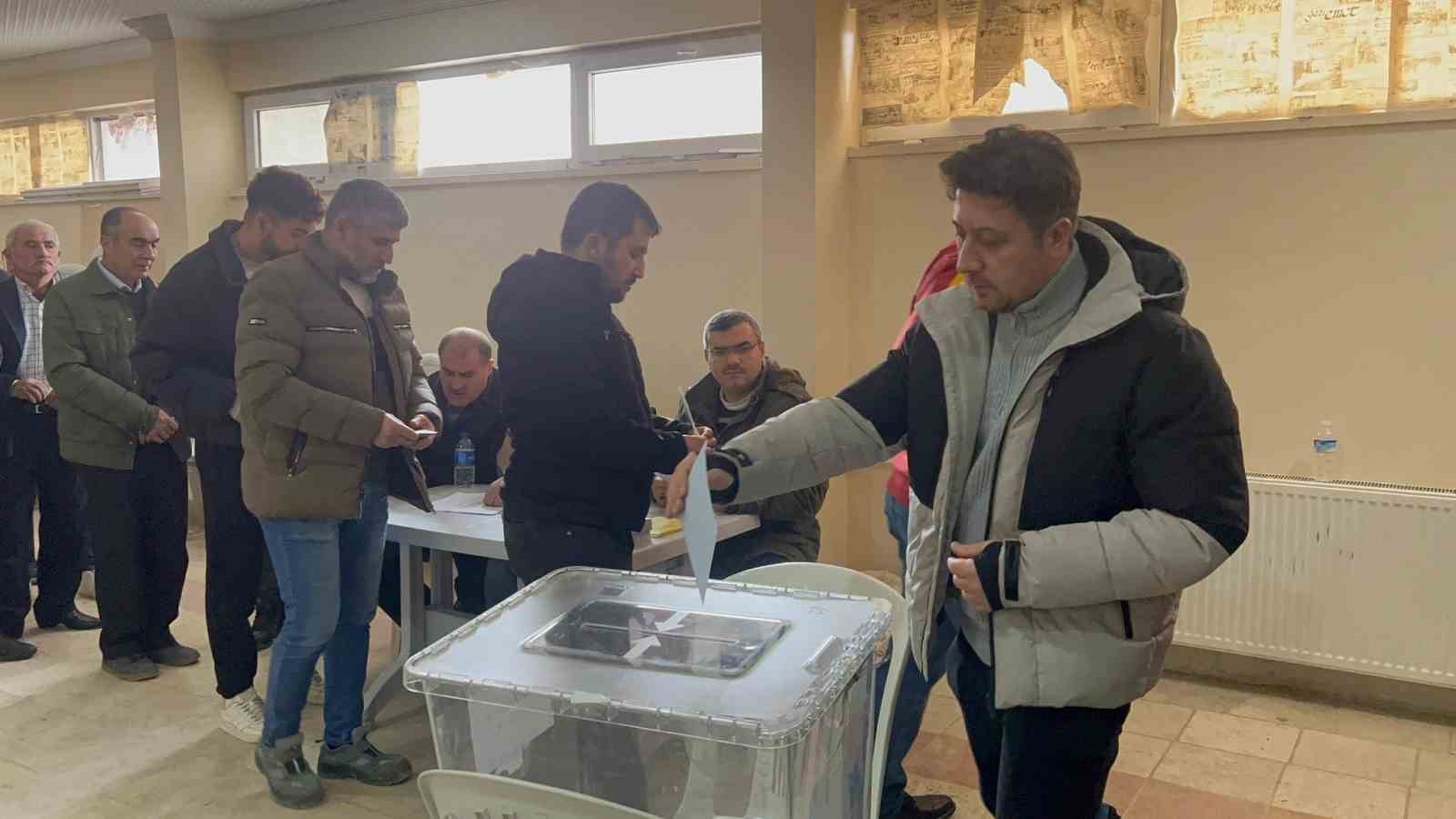 Başkan Gül: "Çözüm üreten bir yönetim anlayışımız olacak"
Başkan Gül: "Çözüm üreten bir yönetim anlayışımız olacak"