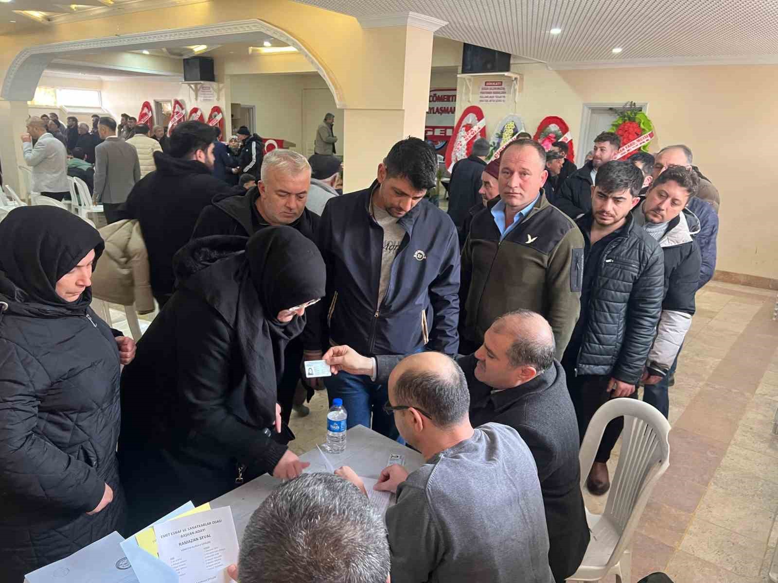 Başkan Gül: "Çözüm üreten bir yönetim anlayışımız olacak"
Başkan Gül: "Çözüm üreten bir yönetim anlayışımız olacak"