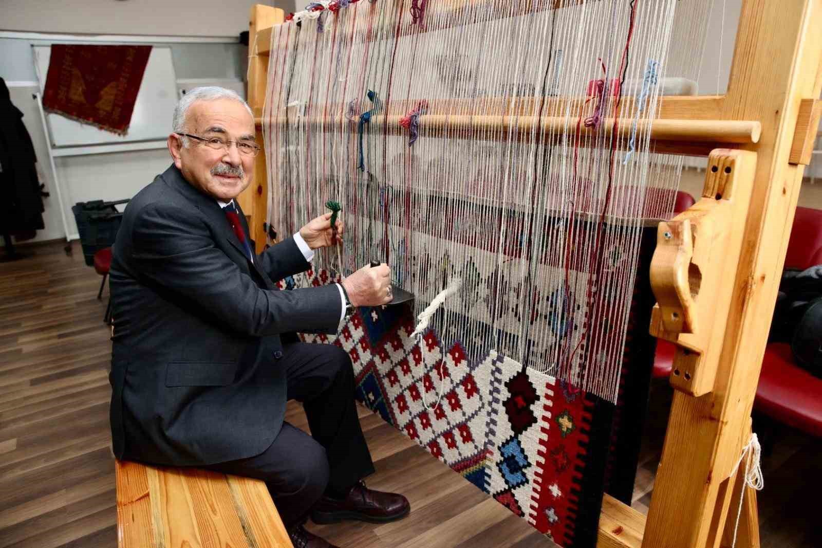 Başkan Güler: "ORMEK’lerimiz hem meslek öğretiyor, hem de sanatın gelişmesini sağlıyor"
Başkan Güler: "ORMEK’lerimiz hem meslek öğretiyor, hem de sanatın gelişmesini sağlıyor"