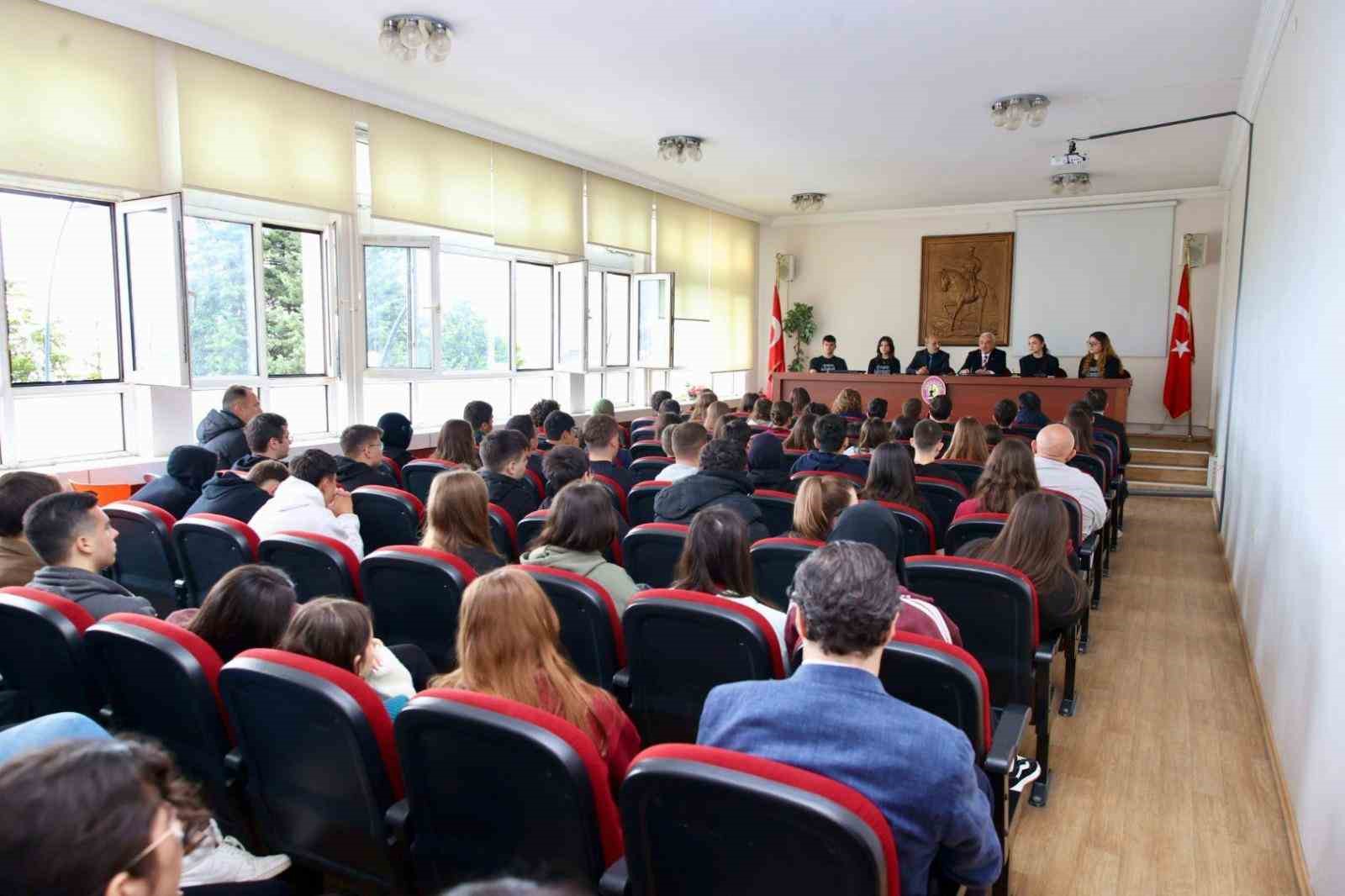 Başkan Güler’den gençlere: "AR-GE’ye ağırlık verin"
