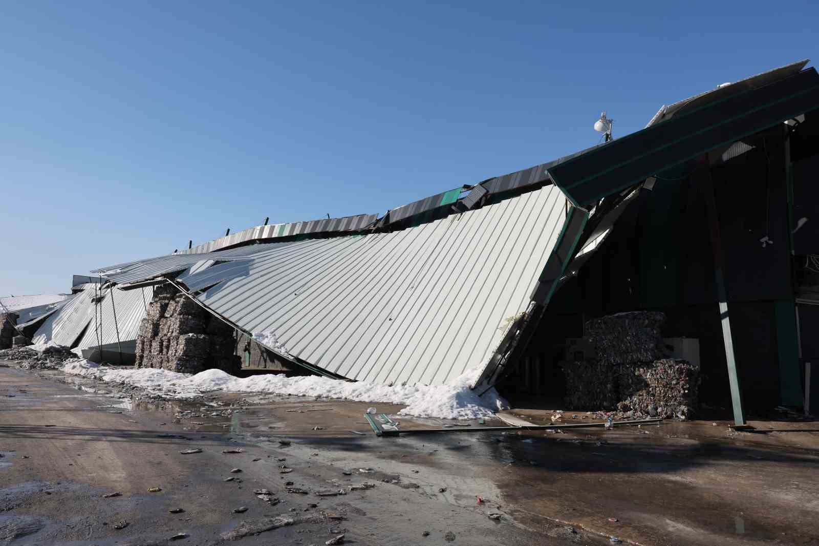 Başkan Gülpınar, hasar gören işyerlerini yerinde inceledi
