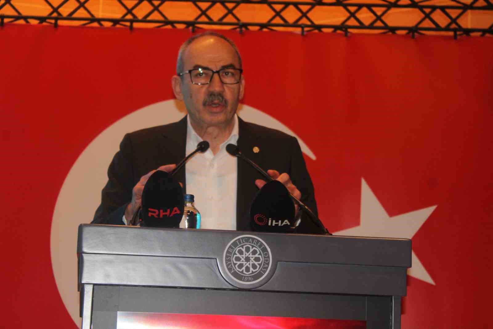 Başkan Gülsoy: "Dünya ekonomisindeki bu devasa dalgalanmalar ülkemizi ve her bir sanayicimizi etkiliyor"
