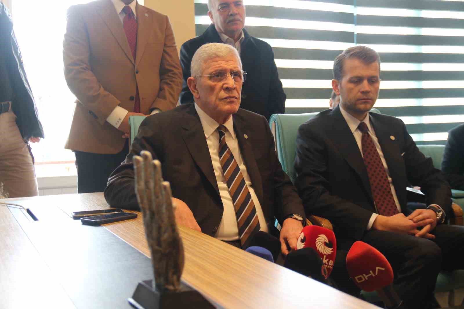 Başkan Güneş’i ziyaret eden İYİ Parti Genel Başkanı Dervişoğlu: "Paylaşımlar ve ifadeler toplumsal birliğimize zarar verdiği kadar geleceğimizde de olumsuz izler bırakıyor"
