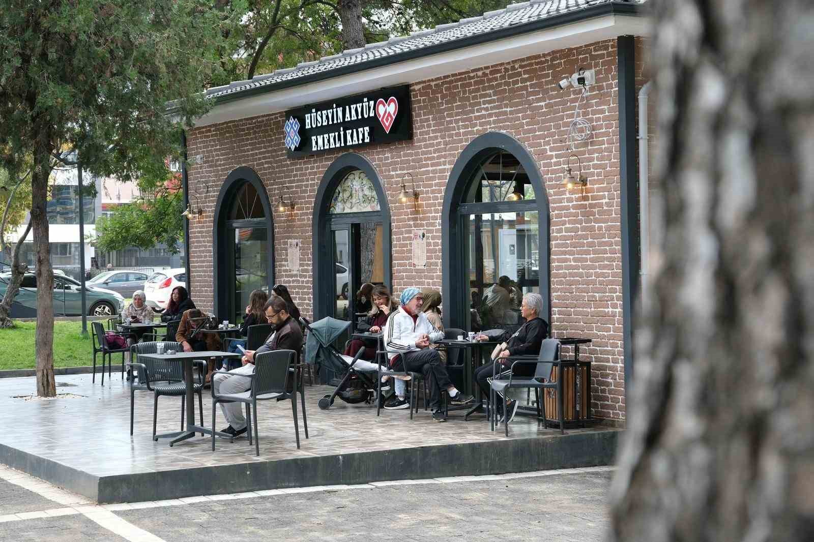 Başkan Hakan Şehirli iki yılı değerlendirdi
Başkan Hakan Şehirli iki yılı değerlendirdi