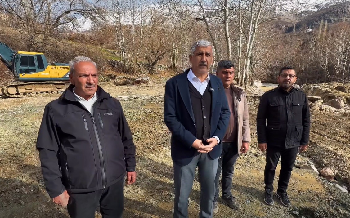 Başkan Hallaç, Haydaran su alma yapısında incelemelerde bulundu

