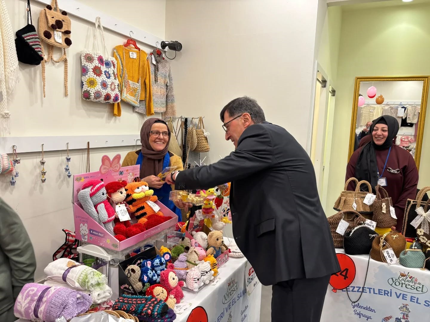 Başkan Kahveci: "Üretim vatandaşlarımızın yanında olmaya devam edeceğiz"
