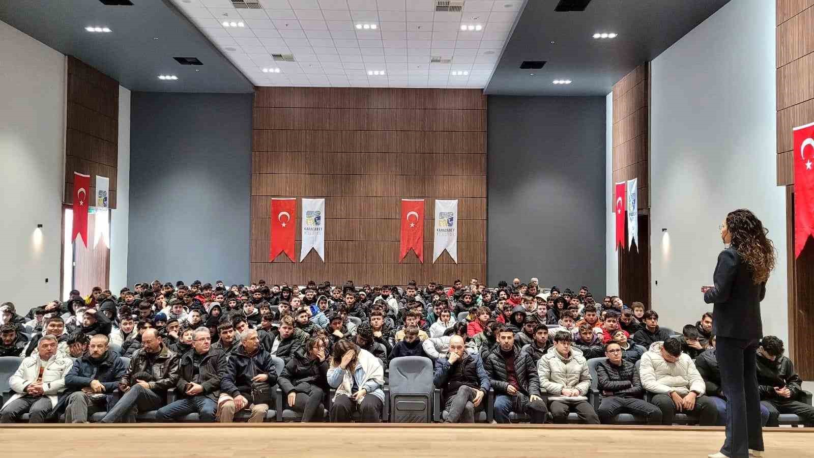 Başkan Karabatı: "Deprem gerçeğini unutturmamaya kararlıyız"
